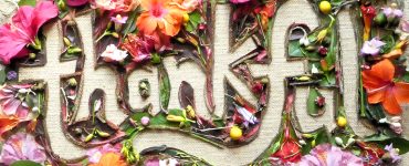 thankful-creative-floral-typography